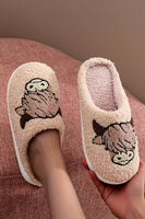 Parchment Cartoon Animal Plush Slippers